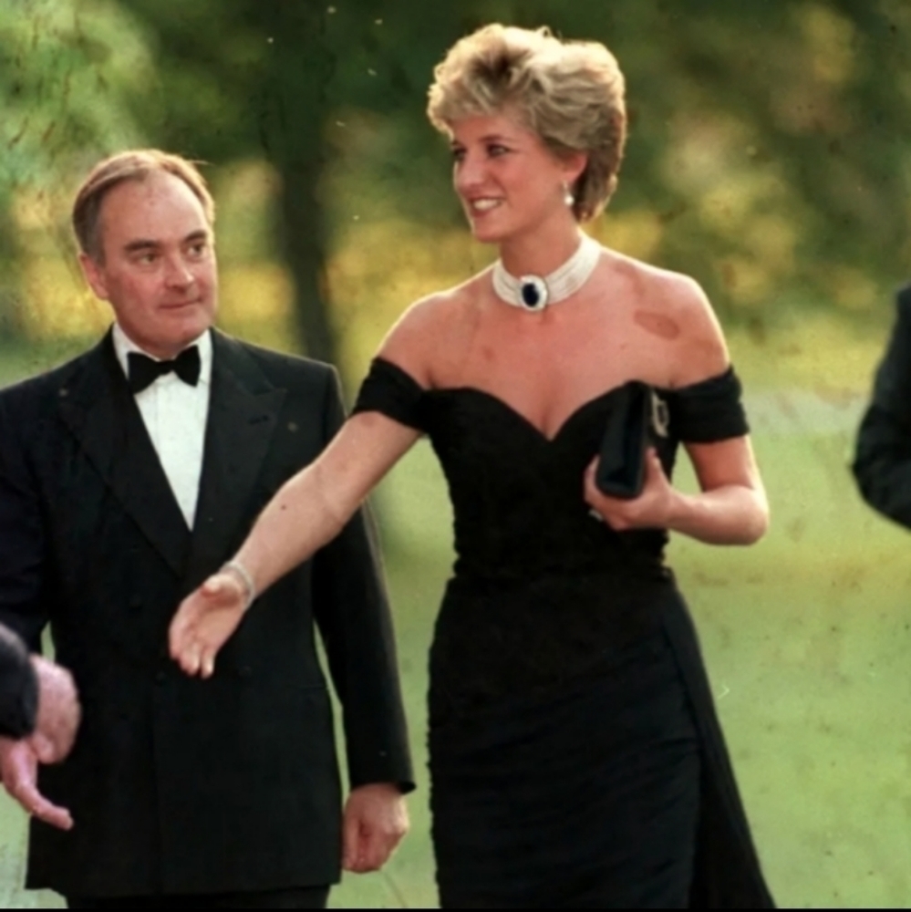Faux Pearls, Luxurious!πΏ - Picture 6 of 6